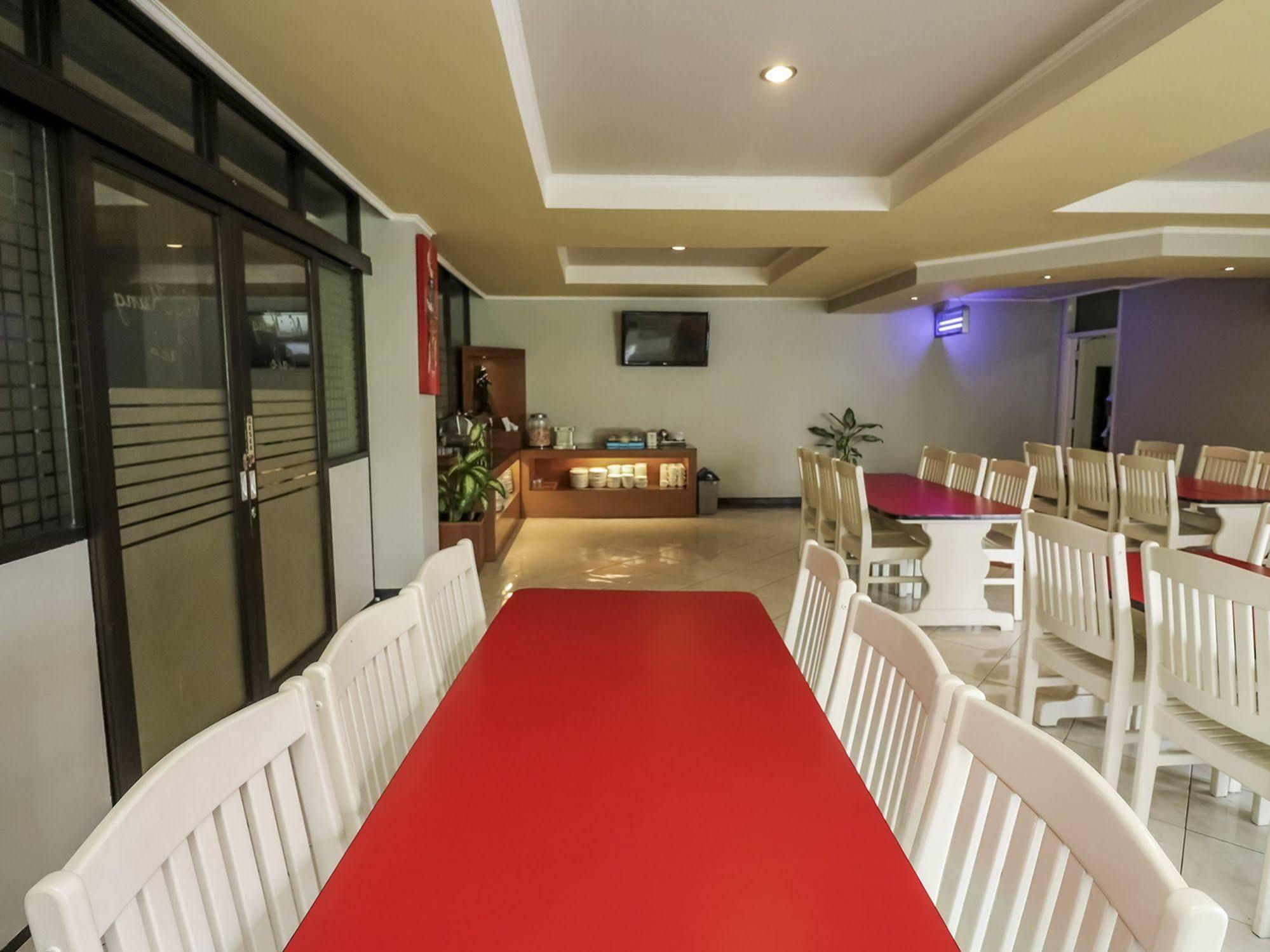 The Yani Hotel Bali Pesanggaran Buitenkant foto